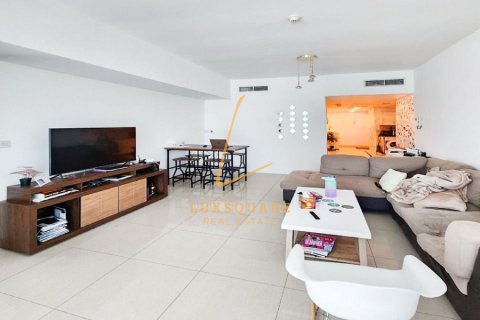 Apartment in DIFC, Dubai, UAE 1 bedroom, 93 sq.m. № 752118 - photo 2