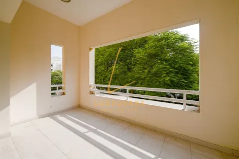 Apartment in Green Community, Dubai, UAE 2 bedrooms, 144 sq.m. № 752119 - photo 19