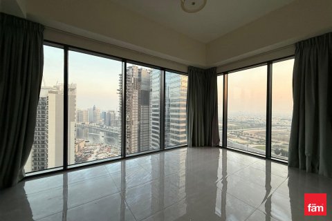 Apartamento para arrendamento em Business Bay, Dubai, EAU 2 quartos, 88.8 m2 № 679789 - foto 1