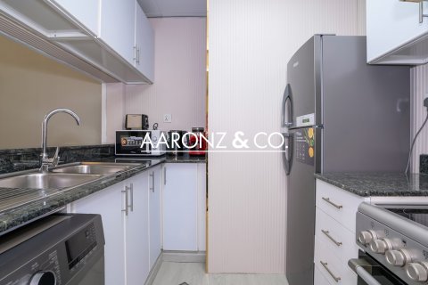 Apartman u gradu Jumeirah Lake Towers, Dubai, UAE 1 spavaća soba, 67 m2 Br. 670692 - Slika 6