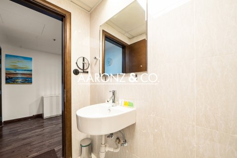 Apartamento en alquiler en Business Bay, Dubai, EAU 1 dormitorio, 74.5 m2 № 670688 - foto 14