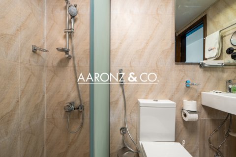 Apartamento en alquiler en Business Bay, Dubai, EAU 1 dormitorio, 74.5 m2 № 670688 - foto 12