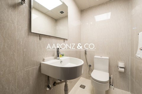 Apartamento en alquiler en Business Bay, Dubai, EAU 1 dormitorio, 74.5 m2 № 670688 - foto 13