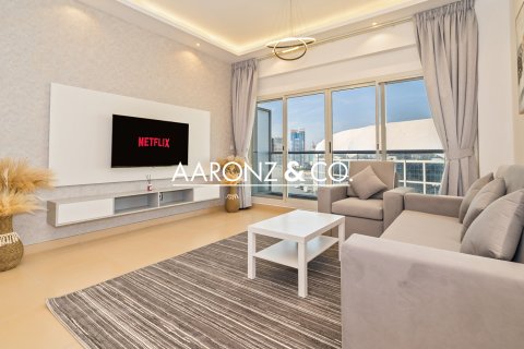 Apartamento en alquiler en Dubai Sports City, Dubai, EAU 2 dormitorios, 129.9 m2 № 670689 - foto 3