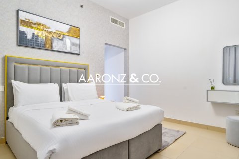 Apartamento en alquiler en Dubai Sports City, Dubai, EAU 2 dormitorios, 129.9 m2 № 670689 - foto 4