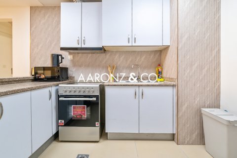 Apartamento en alquiler en Dubai Sports City, Dubai, EAU 2 dormitorios, 129.9 m2 № 670689 - foto 8