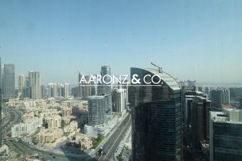 Снять в аренду пентхаус в Бизнес-Бэй, Дубай, ОАЭ 4 спальни, 731.8м2, № 670691 - фото 28