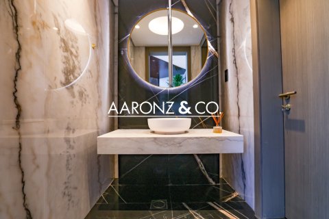 Снять в аренду пентхаус в Бизнес-Бэй, Дубай, ОАЭ 4 спальни, 731.8м2, № 670691 - фото 23