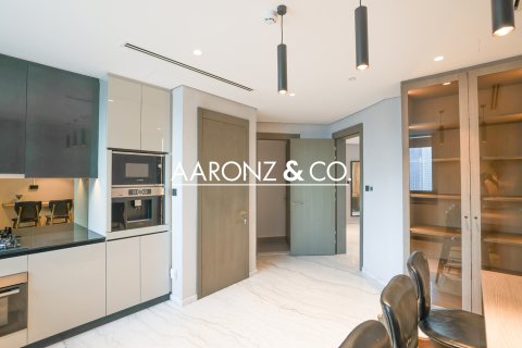 Снять в аренду пентхаус в Бизнес-Бэй, Дубай, ОАЭ 4 спальни, 731.8м2, № 670691 - фото 18