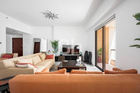 Apartemen di Jumeirah Beach Residence, Dubai, UEA 1 kamar tidur, 106 m2 nomor 643085 - foto 3