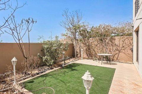 Casa urbana para arrendamento em Muwaileh Commercial, Sharjah, EAU 4 quartos, 302.96 m2 № 759807 - foto 21