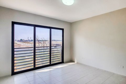 Casa urbana para arrendamento em Muwaileh Commercial, Sharjah, EAU 4 quartos, 302.96 m2 № 759807 - foto 10