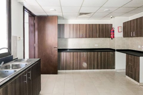 Casa urbana para arrendamento em Muwaileh Commercial, Sharjah, EAU 4 quartos, 302.96 m2 № 759807 - foto 4
