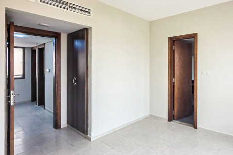 Casa urbana para arrendamento em Muwaileh Commercial, Sharjah, EAU 4 quartos, 302.96 m2 № 759807 - foto 15