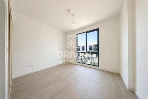 Townhouse in Jebel Ali, Dubai, UAE 3 bedrooms, 240.62 sq.m. № 746346 - photo 8
