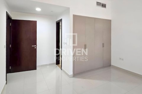 Lägenhet uthyres i Dubai Sports City, Dubai, UAE 2 sovrum, 133.97 kvm Nr. 746342 - fotografi 4