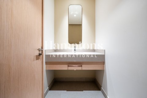 Apartment in Downtown Dubai (Downtown Burj Dubai), UAE 2 bedrooms, 99.91903456 sq.m. № 658884 - photo 10