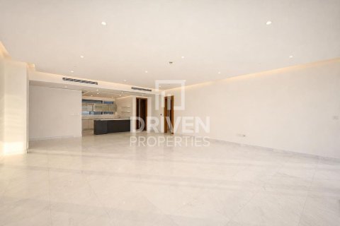 Apartment in Jumeirah Beach Residence, Dubai, UAE 4 bedrooms, 353.12 sq.m. № 765513 - photo 12