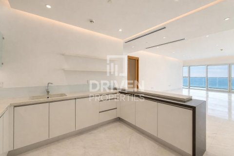 Apartment in Jumeirah Beach Residence, Dubai, UAE 4 bedrooms, 353.12 sq.m. № 765513 - photo 11
