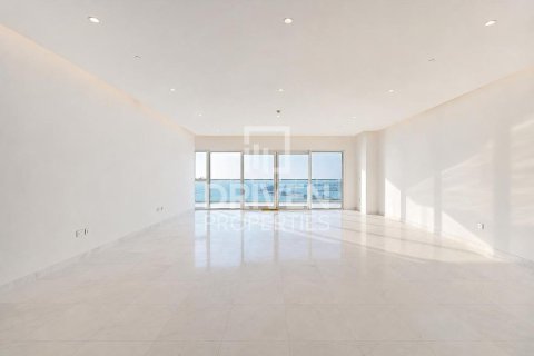 Apartment in Jumeirah Beach Residence, Dubai, UAE 4 bedrooms, 353.12 sq.m. № 765513 - photo 14