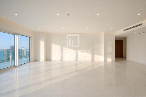 Apartment in Jumeirah Beach Residence, Dubai, UAE 4 bedrooms, 353.12 sq.m. № 765513 - photo 22