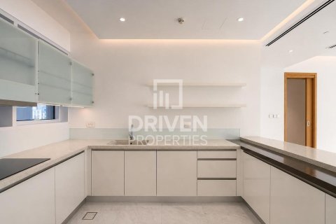 Apartment in Jumeirah Beach Residence, Dubai, UAE 4 bedrooms, 353.12 sq.m. № 765513 - photo 17