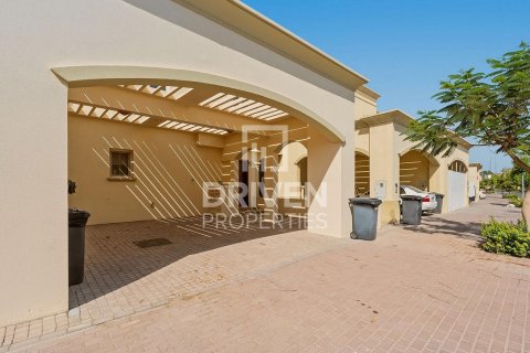 Kuća u nizu u The Springs, Dubai, UAE 3 spavaćih soba, 255.02 m2 Br. 765514 - fotografija 18