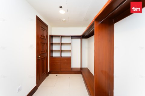 Apartment in Palm Jumeirah, Dubai, UAE 2 bedrooms, 166.7 sq.m. № 718044 - photo 8