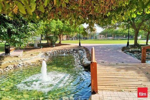Vila di Mirdif, Dubai, UEA 3 kamar tidur, 220.8 m2 nomor 718034 - foto 11