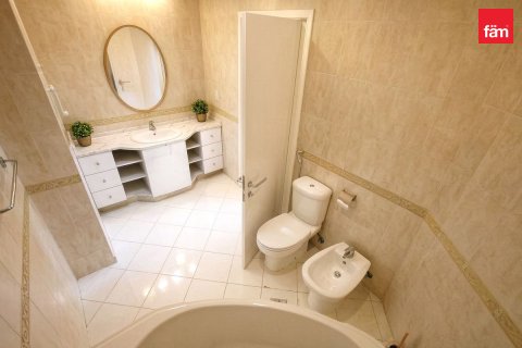 Villa til salgs i Mirdif, Dubai, Emiratene 3 soverom, 220.8 kvm Nr. 718034 - Foto 11