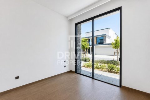 Villa til leie i Tilal Al Ghaf, Dubai, Emiratene 5 soverom, 473.25 kvm Nr. 745347 - Foto 5