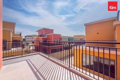 Townhouse in Dubai, UAE 5 bedrooms, 219.6 sq.m. № 732839 - photo 22