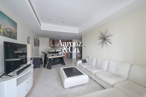 Пәтер Дубай Марина, БАӘ-да 2 жатын бөлмелер, 110 м² № 689610 - фото 2