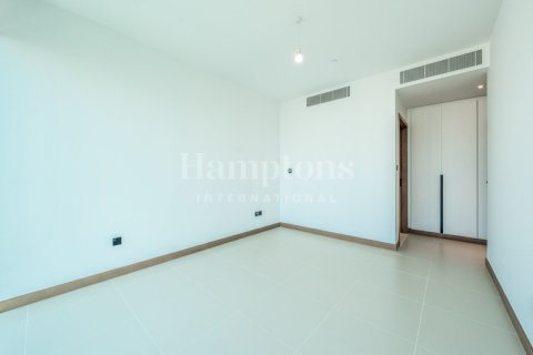 Apartment in Dubai Marina, Dubai, UAE 3 bedrooms, 154.02016758 sq.m. № 659945 - photo 13