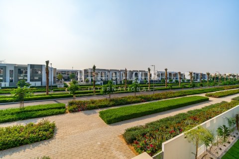 Huvila Arabian Ranches 3, Dubai, Arabiemiraatit 4 makuuhuonetta, 299.99958051 m2 № 659947 - kuva 14