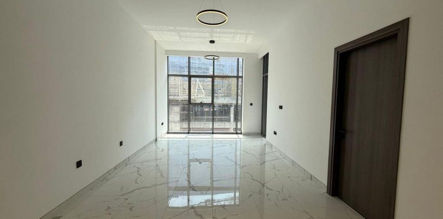 Квартира в Бизнес-Бэй, Дубай, ОАЕ 1 спальня, 82.9м2 № 678371