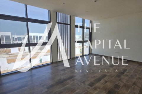 Villa zum Verkauf in Abu Dhabi, VAE 5 Schlafzimmer, 1437 m2 Nr. 652877 - Foto 8