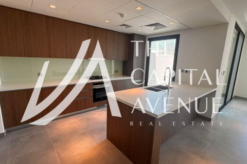 Rumah bandar di Yas Island, Abu Dhabi, UAE 2 bilik tidur, 225 meter persegi № 652880 - foto 3