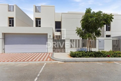 Villa en venta en Jumeirah Park, Dubai, EAU 5 dormitorios, 561.04 m2 № 767151 - foto 27