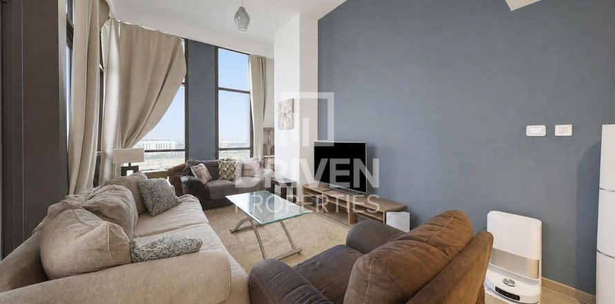 Apartment in Town Square, Dubai, UAE 2 bedrooms, 110.18 sq.m. № 756053
