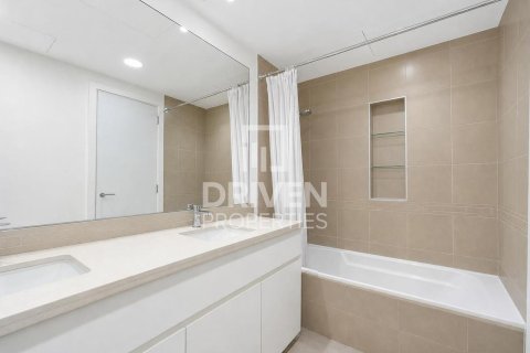 Apartment in Town Square, Dubai, UAE 2 bedrooms, 110.18 sq.m. № 756053 - photo 21