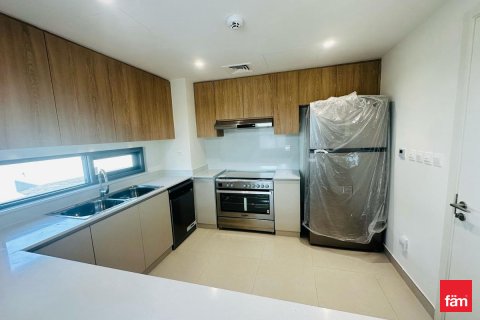Villa in Dubai, UAE 4 bedrooms, 346.8 sq.m. № 712957 - photo 5