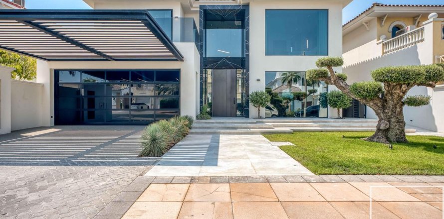 וילה ב Palm Jumeirah, Dubai, איחוד האמירויות 5 חדרי שינה, 520.26 מ"ר מספר 747291