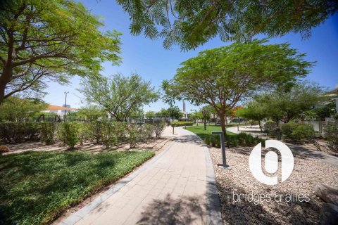 Βίλα σε Dubai Hills Estate, ΗΑΕ 5 υπνοδωμάτια, 278 τ.μ. Αρ. 697392 - φωτογραφία 14