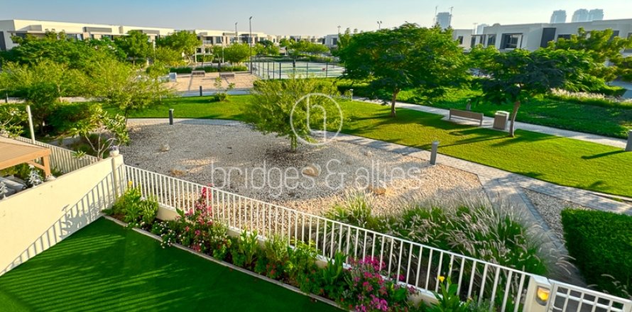 ویلا در Dubai Hills Estate، Dubai ، امارات متحده عربی 5 خوابه ، 278 متر مربع.  شماره 697392