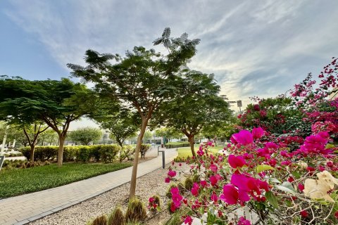 Vila di Dubai Hills Estate, UEA 5 kamar tidur, 278 m2 nomor 697392 - foto 8