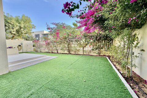 Vila di Dubai Hills Estate, UEA 5 kamar tidur, 278 m2 nomor 697392 - foto 4