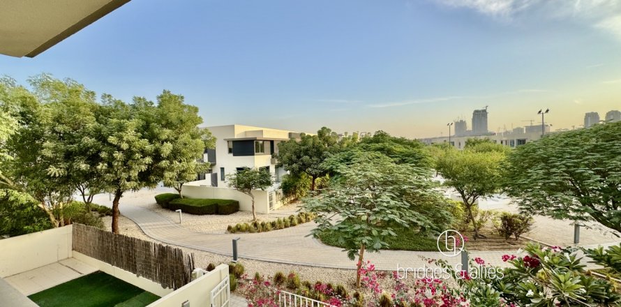 וילה ב Dubai Hills Estate, Dubai, איחוד האמירויות 5 חדרי שינה, 278 מ"ר מספר 697392