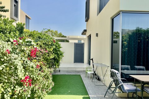 Villa para arrendamento em Dubai Hills Estate, Dubai, EAU 4 quartos, 202 m2 № 697393 - foto 6