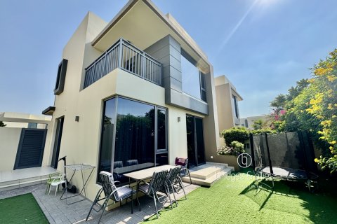 Villa para arrendamento em Dubai Hills Estate, Dubai, EAU 4 quartos, 202 m2 № 697393 - foto 3